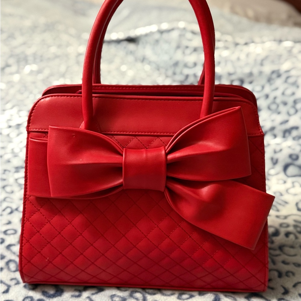 Chic Red Quilted Satchel with Bow